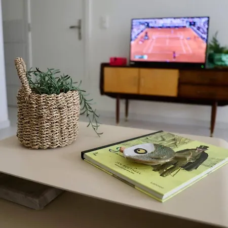 Apartment Chez Meme Gernoaze - Unique 2 Bedroom Flat