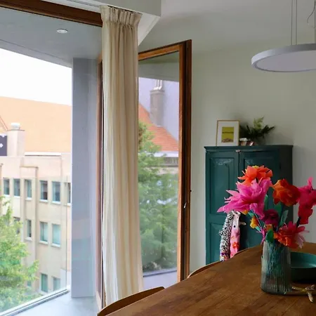 Chez Meme Gernoaze - Unique 2 Bedroom Flat Apartment Ostende