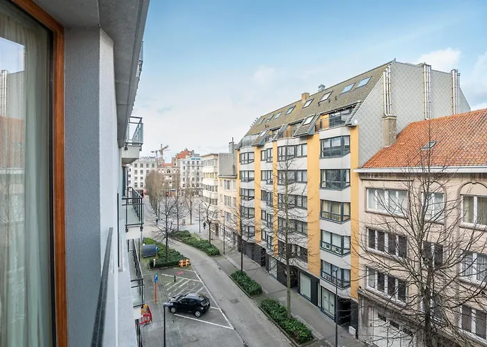 Chez Meme Gernoaze - Unique 2 Bedroom Flat * Ostend