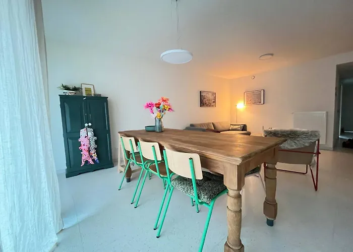 Chez Meme Gernoaze - Unique 2 Bedroom Flat