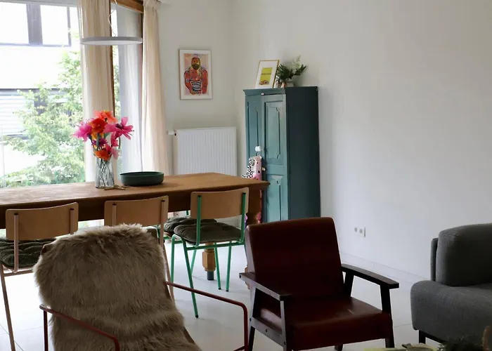 Appartement Chez Meme Gernoaze - Unique 2 Bedroom Flat Oostende
